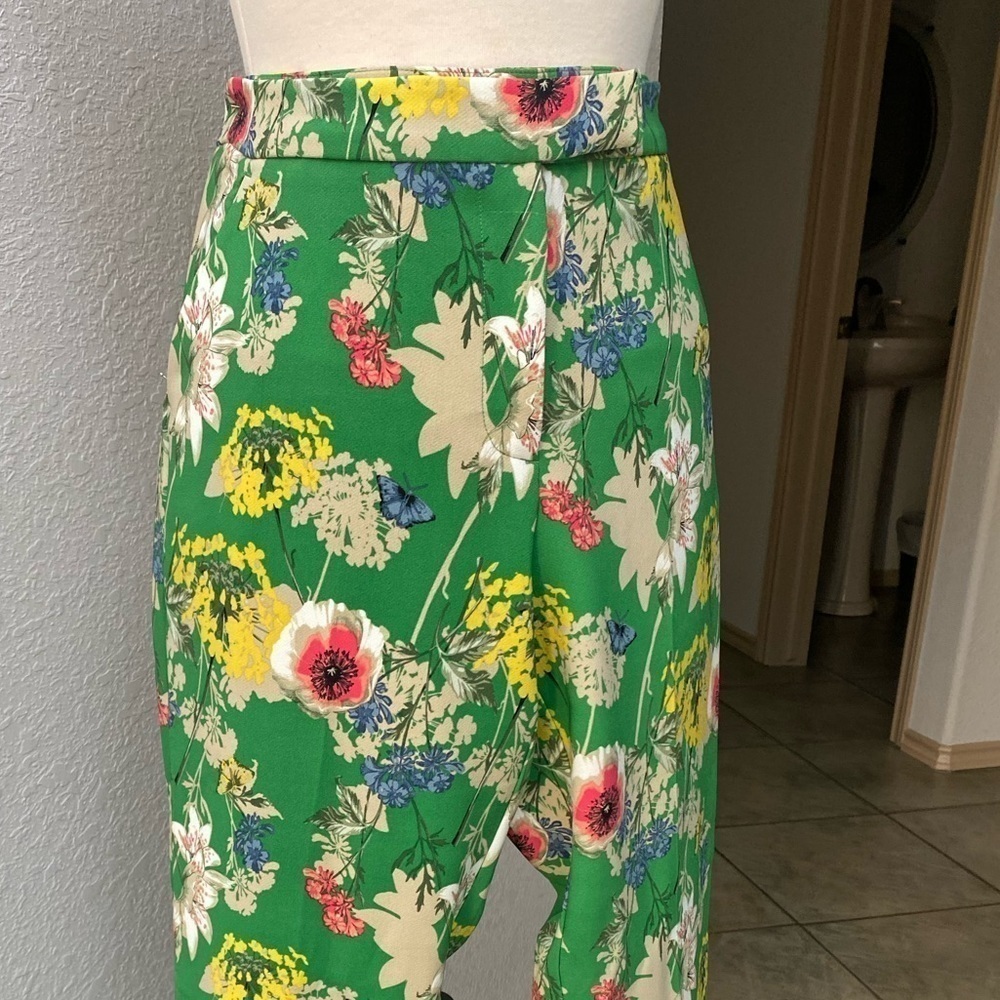 Gibson Latimer Green Floral Print Trousers Size 4‎